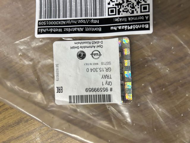 bontott OPEL COMBO E Csomagtér Tálca