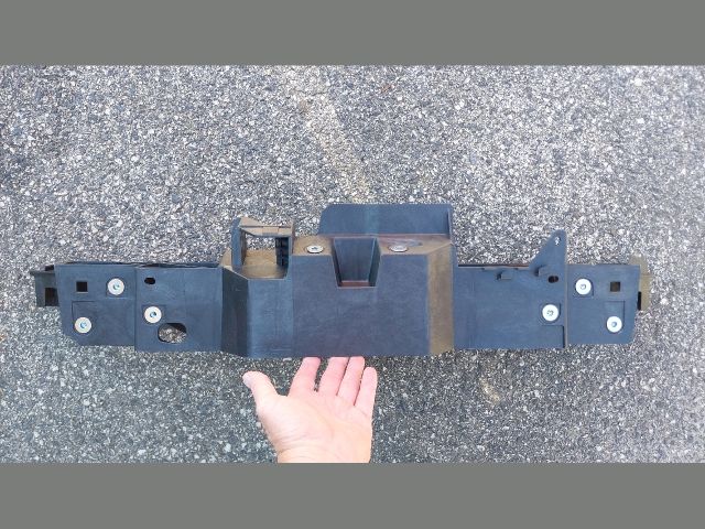 bontott OPEL COMBO E Első Lökhárító Tartó Felső