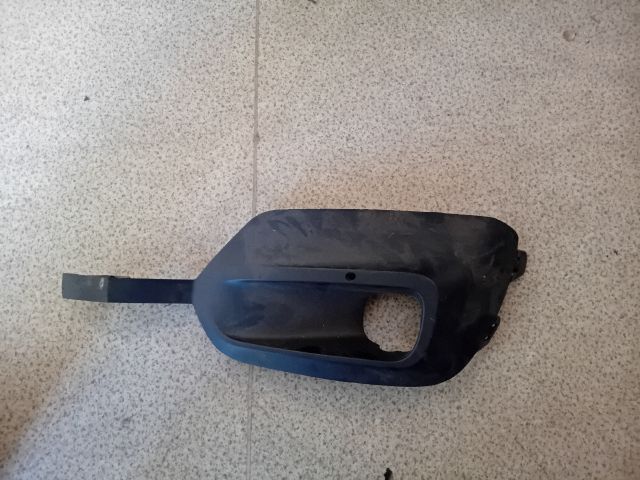 bontott OPEL COMBO E Jobb Ködfényszóró Lámpakeret