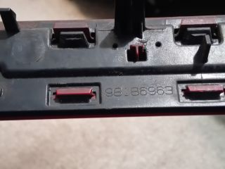 bontott OPEL COMBO E Jobb Tolóajtó Díszléc