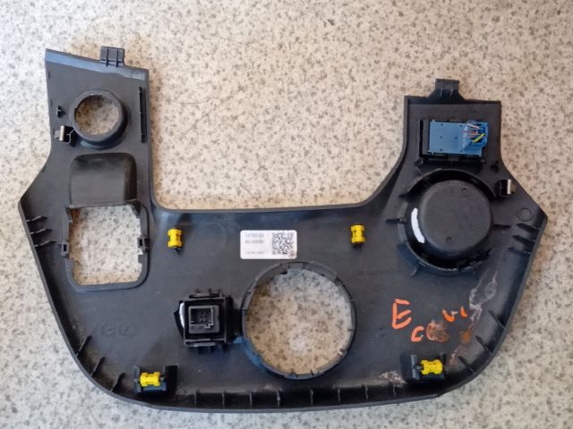 bontott OPEL COMBO E Váltókar Keret