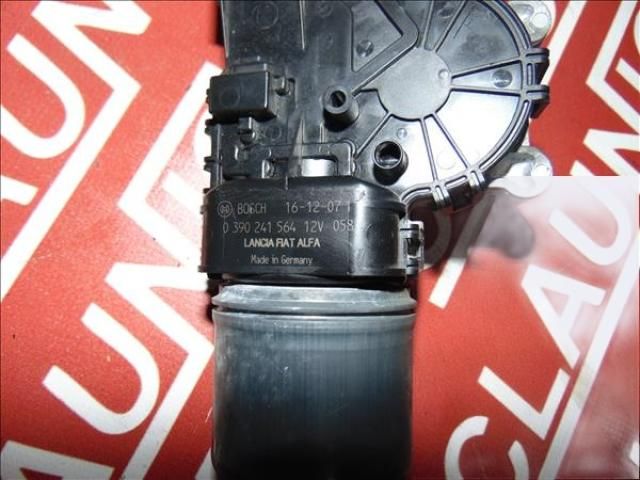 bontott OPEL COMBO Első Ablaktörlő Motor