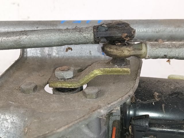 bontott OPEL COMBO Első Ablaktörlő Szerkezet Motorral