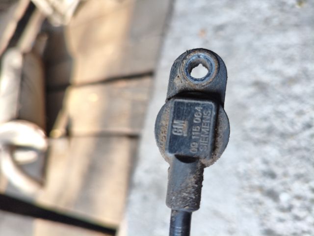 bontott OPEL COMBO Első ABS Jeladó