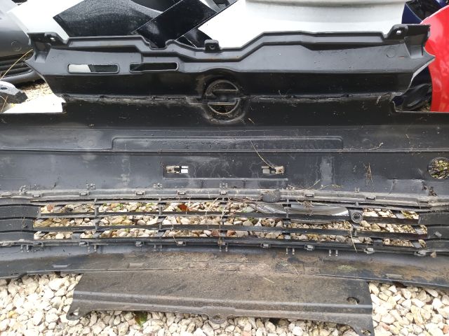 bontott OPEL COMBO Első Lökhárító (Részeivel)