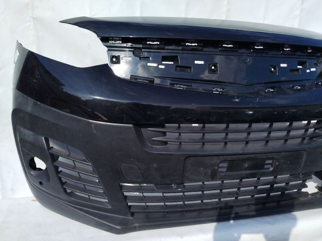 bontott OPEL COMBO Első Lökhárító (Üresen)