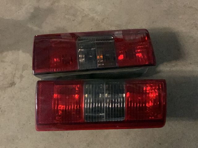 bontott OPEL COMBO Hátsó Lámpa Szett