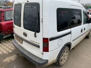 bontott OPEL COMBO Hátsó Lökhárító (Részeivel)