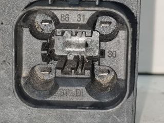 bontott OPEL COMBO Izzító Relé