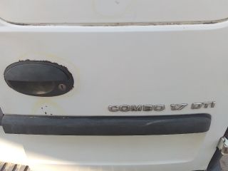 bontott OPEL COMBO Jobb Csomagtérajtó (Üres lemez)