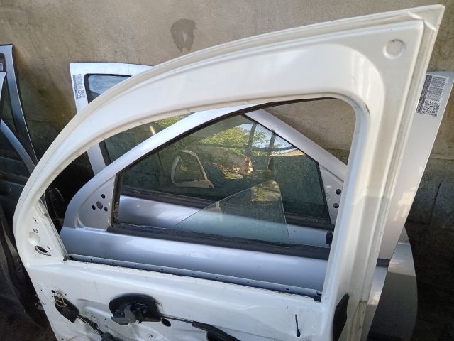 bontott OPEL COMBO Jobb első Ajtó (Részeivel)