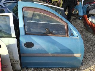 bontott OPEL COMBO Jobb első Ajtó (Részeivel)