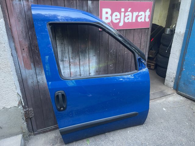 bontott OPEL COMBO Jobb első Ajtó (Részeivel)