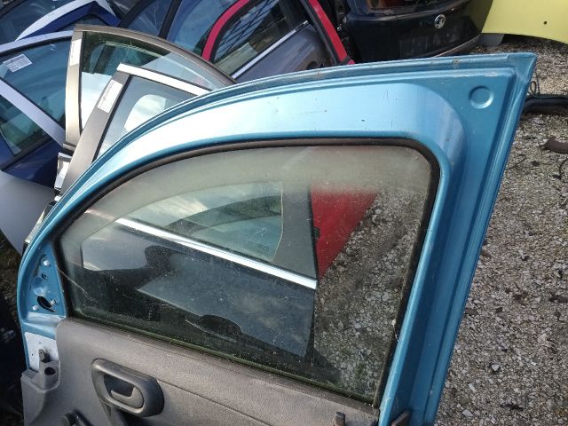 bontott OPEL COMBO Jobb első Ajtó (Részeivel)