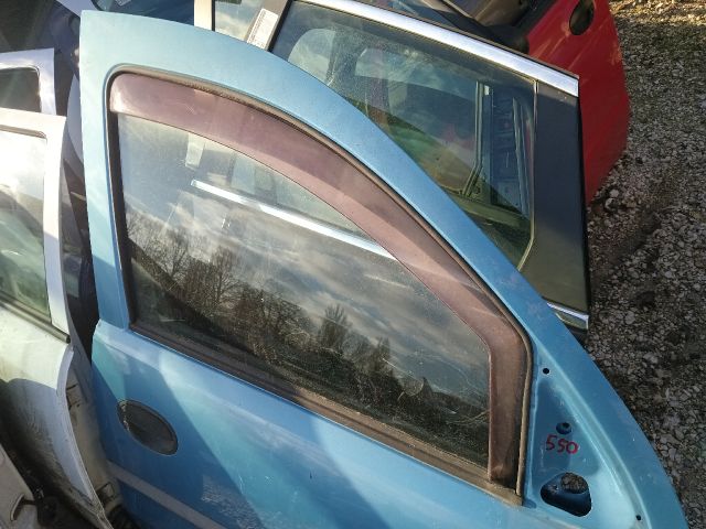 bontott OPEL COMBO Jobb első Ajtó (Részeivel)