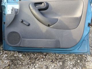 bontott OPEL COMBO Jobb első Ajtó (Részeivel)
