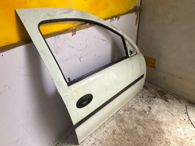 bontott OPEL COMBO Jobb első Ajtó (Üres lemez)