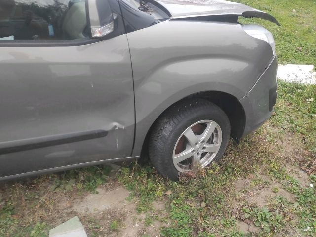 bontott OPEL COMBO Jobb első Belső Küszöb Burkolat