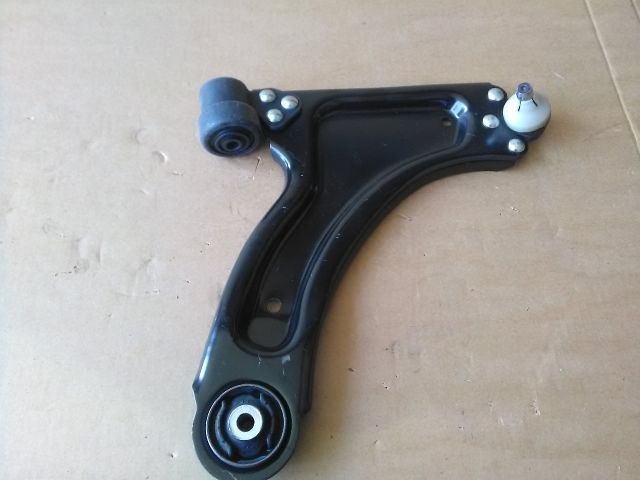 bontott OPEL COMBO Jobb első Lengőkar