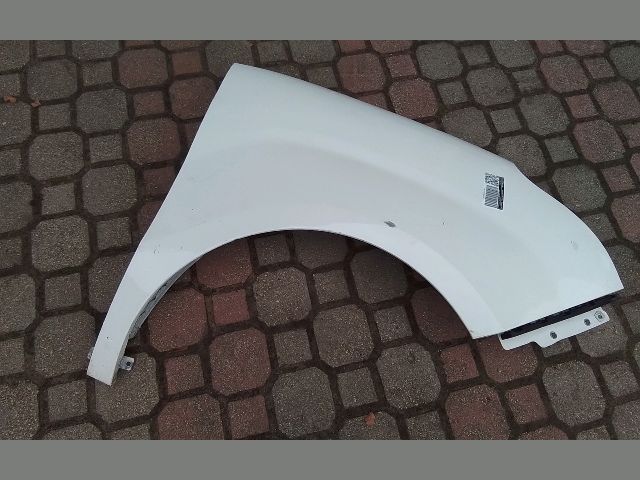 bontott OPEL COMBO Jobb első Sárvédő