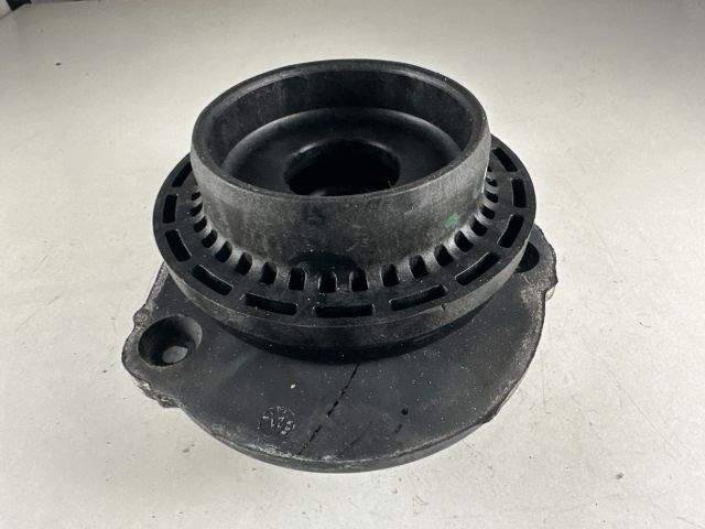 bontott OPEL COMBO Jobb első Toronycsapágy