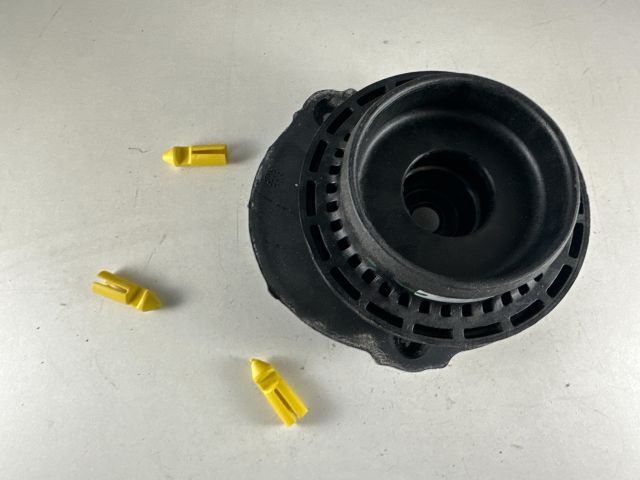 bontott OPEL COMBO Jobb első Toronycsapágy