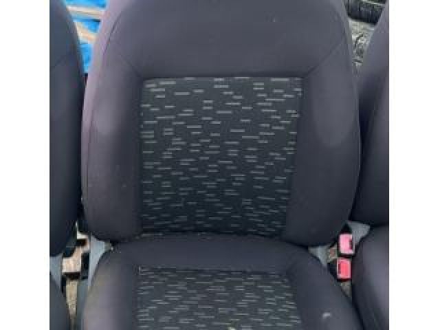 bontott OPEL COMBO Jobb első Ülés