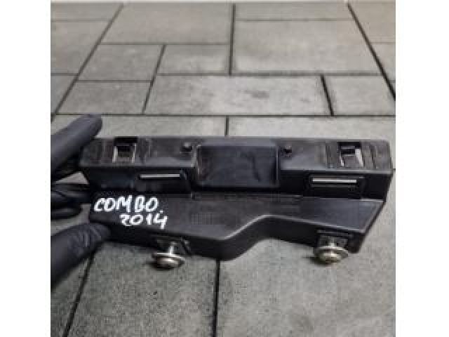 bontott OPEL COMBO Jobb Fényszóró Tartó