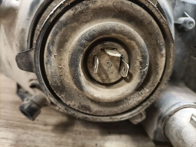 bontott OPEL COMBO Jobb Fényszóró