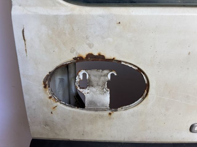 bontott OPEL COMBO Jobb hátsó Ajtó (Üres lemez)