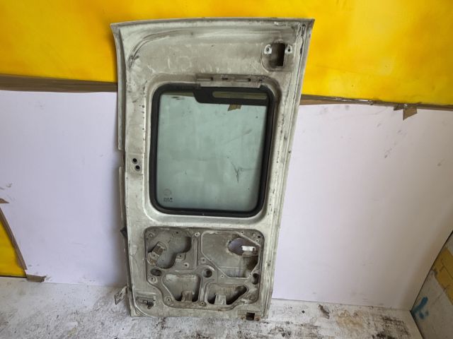 bontott OPEL COMBO Jobb hátsó Ajtó (Üres lemez)