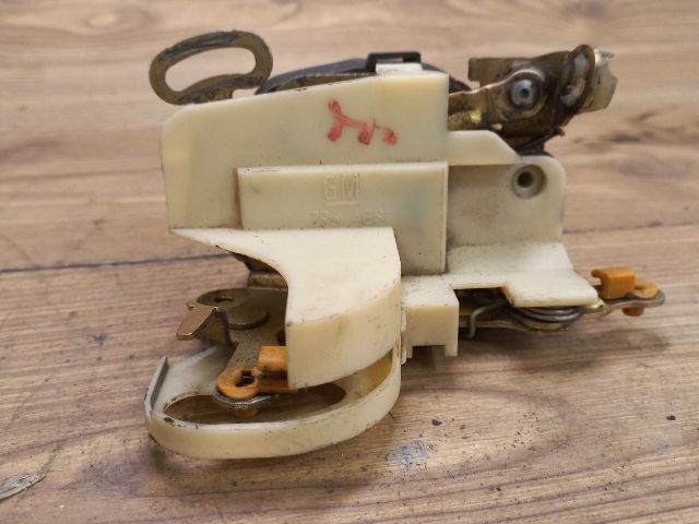 bontott OPEL COMBO Jobb hátsó Ajtózár