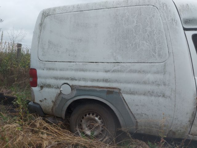 bontott OPEL COMBO Jobb hátsó Sárvédő