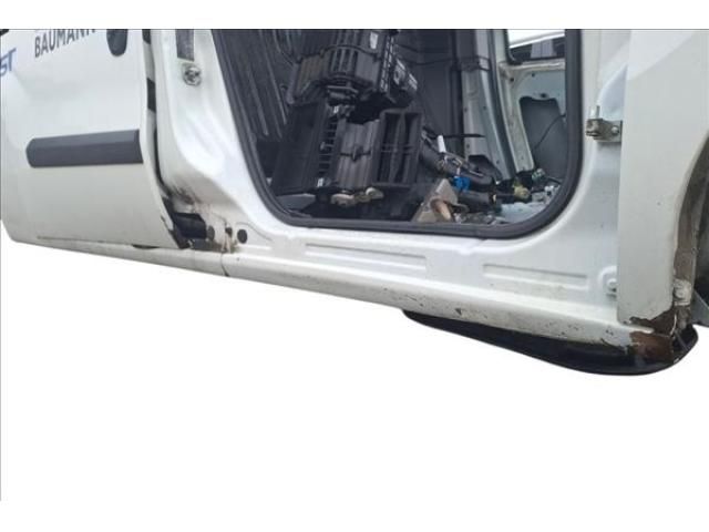 bontott OPEL COMBO Jobb Küszöb