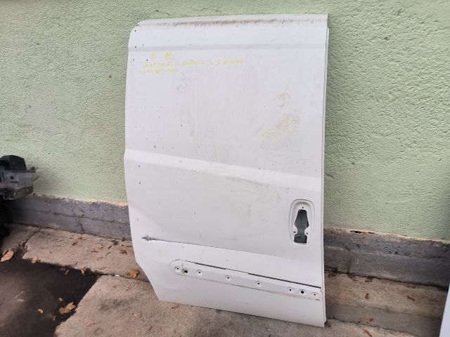 bontott OPEL COMBO Jobb Tolóajtó (Részeivel)