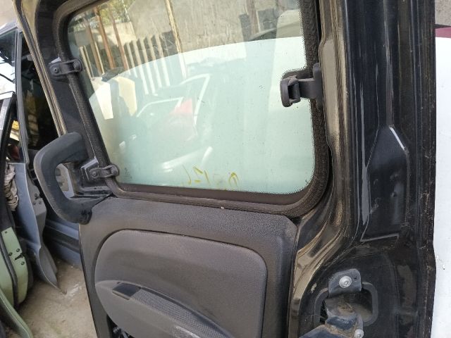 bontott OPEL COMBO Jobb Tolóajtó (Részeivel)