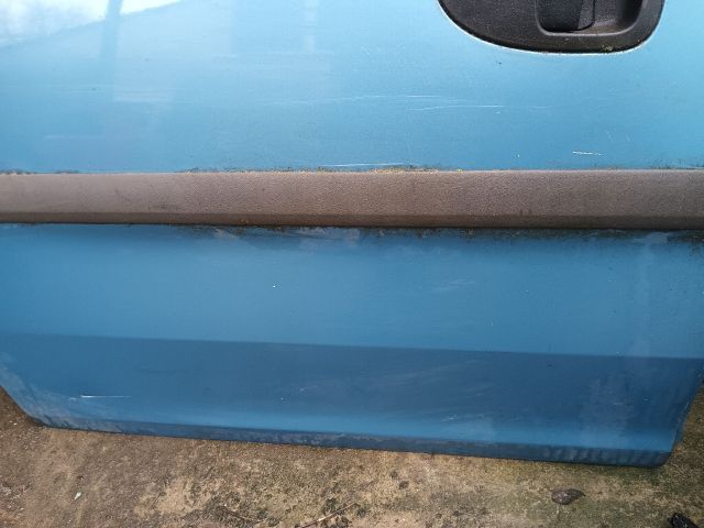 bontott OPEL COMBO Jobb Tolóajtó (Részeivel)