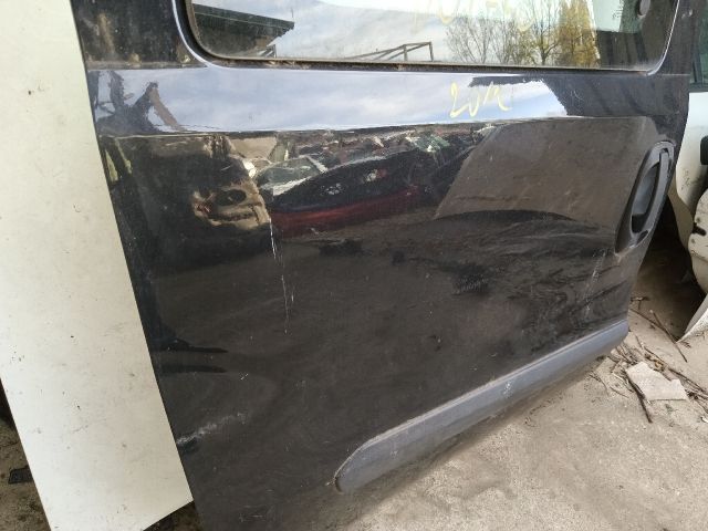 bontott OPEL COMBO Jobb Tolóajtó (Részeivel)