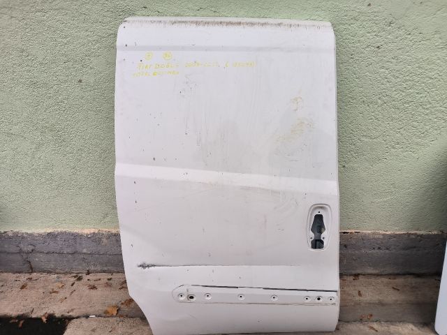 bontott OPEL COMBO Jobb Tolóajtó (Üres lemez)