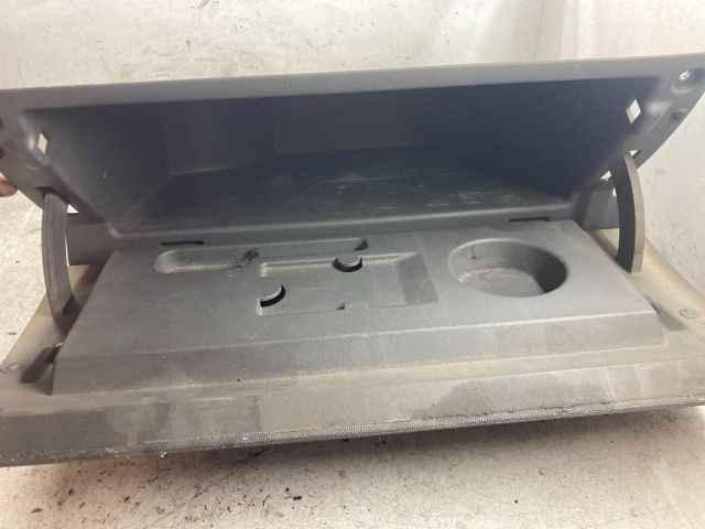 bontott OPEL COMBO Kesztyűtartó