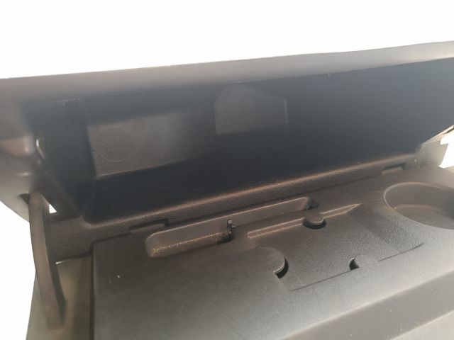 bontott OPEL COMBO Kesztyűtartó