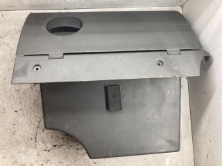 bontott OPEL COMBO Kesztyűtartó