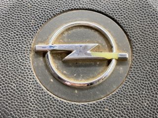 bontott OPEL COMBO Kormánylégzsák