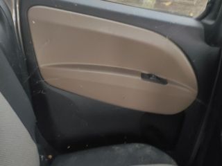 bontott OPEL COMBO Pohártartó