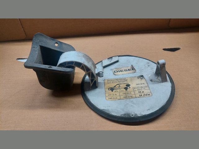 bontott OPEL COMBO Tankajtó