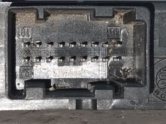 bontott OPEL COMBO Vészvillogó Kapcsoló