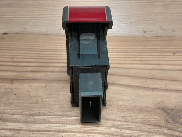 bontott OPEL COMBO Vészvillogó Kapcsoló