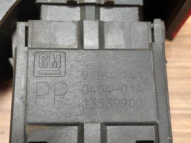 bontott OPEL COMBO Vészvillogó Kapcsoló