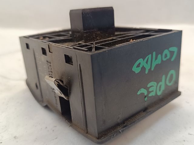 bontott OPEL COMBO Világítás Kapcsoló