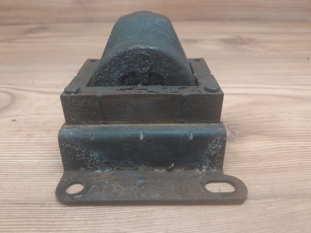 bontott OPEL CORSA A Gyújtótrafó